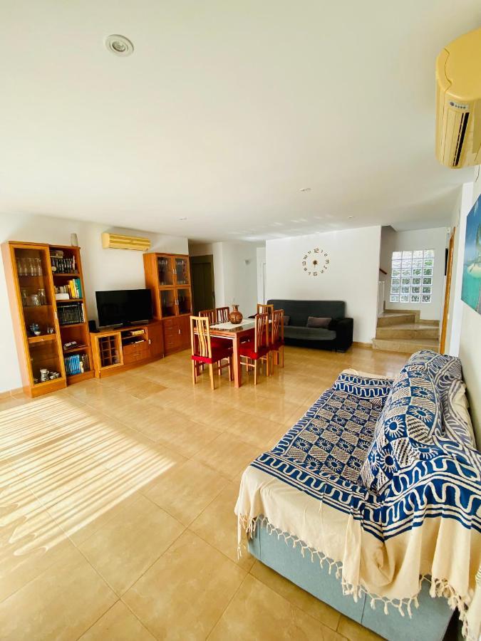 Villa Sant Rafel Камбрильс Экстерьер фото