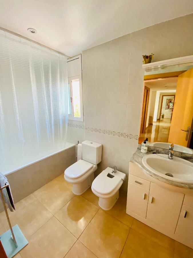 Villa Sant Rafel Камбрильс Экстерьер фото